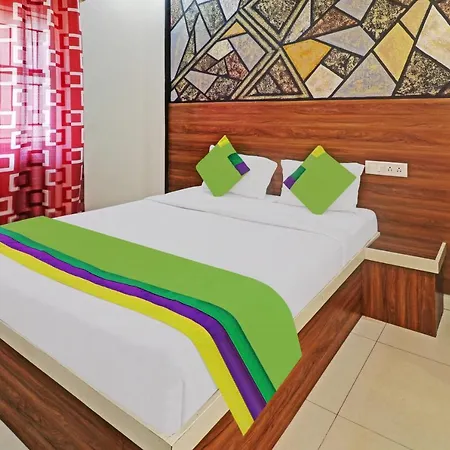 Itsy By Treebo - Royal Comfort Hotel